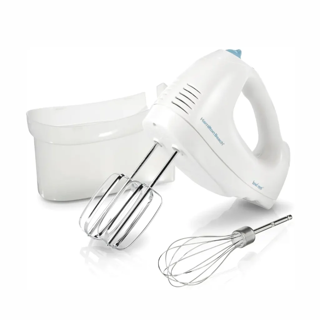 Electric hand mixer for smooth cupcake batter